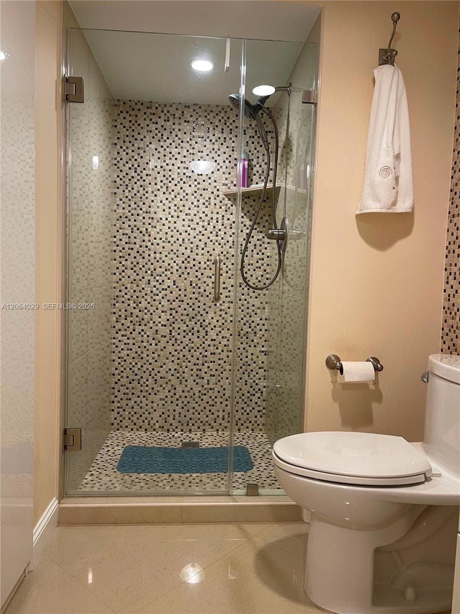 PRINCE GEORGE · #3L in Hallandale Beach - Photo 13