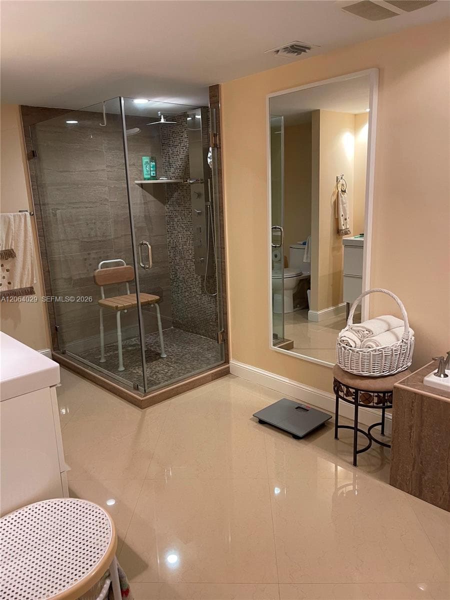 PRINCE GEORGE · #3L in Hallandale Beach - Photo 15