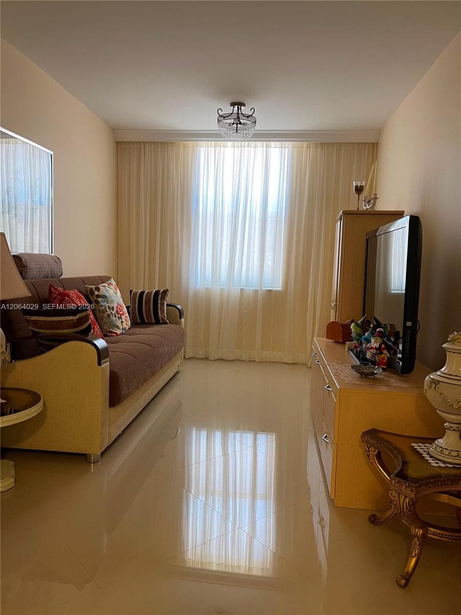 PRINCE GEORGE · #3L in Hallandale Beach - Photo 21