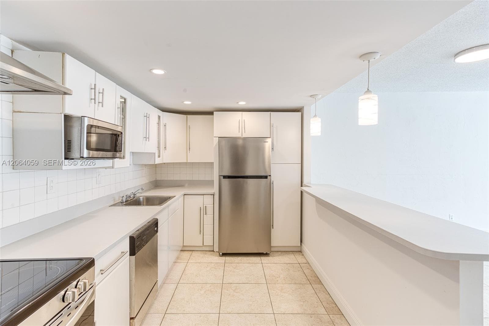 OCEANVIEW BUILDING B COND · #406 in Sunny Isles Beach - Photo 6