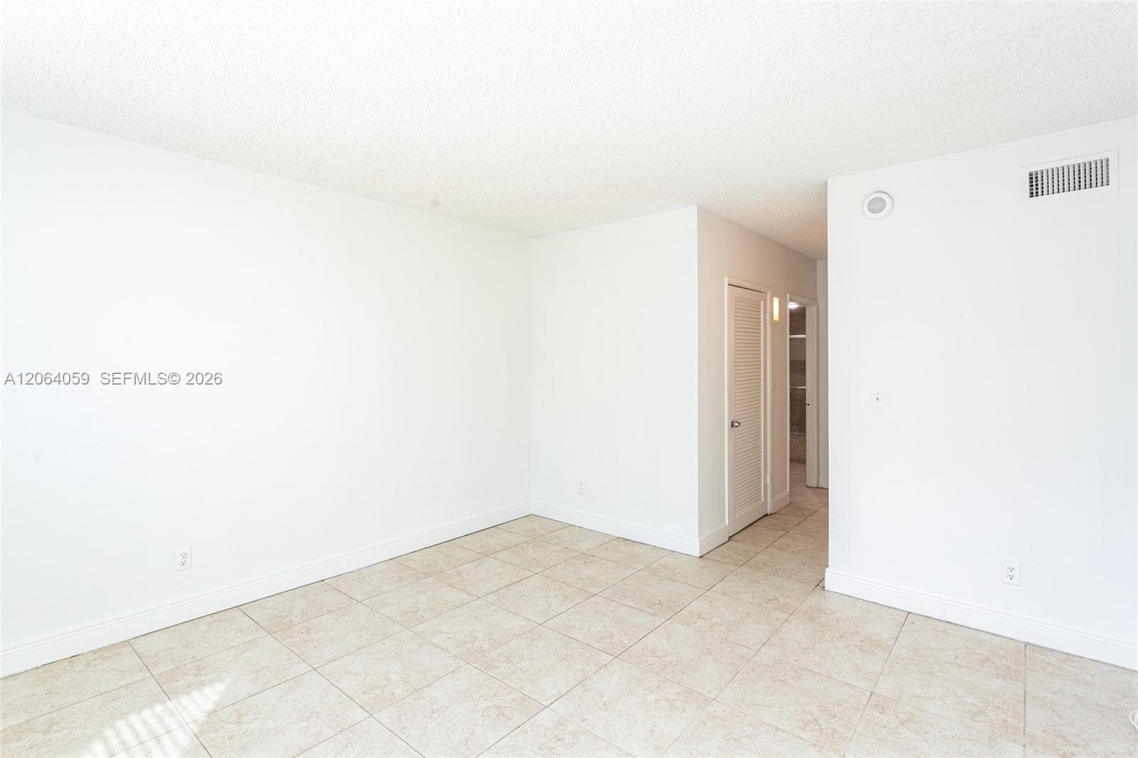 OCEANVIEW BUILDING B COND · #406 in Sunny Isles Beach - Photo 17