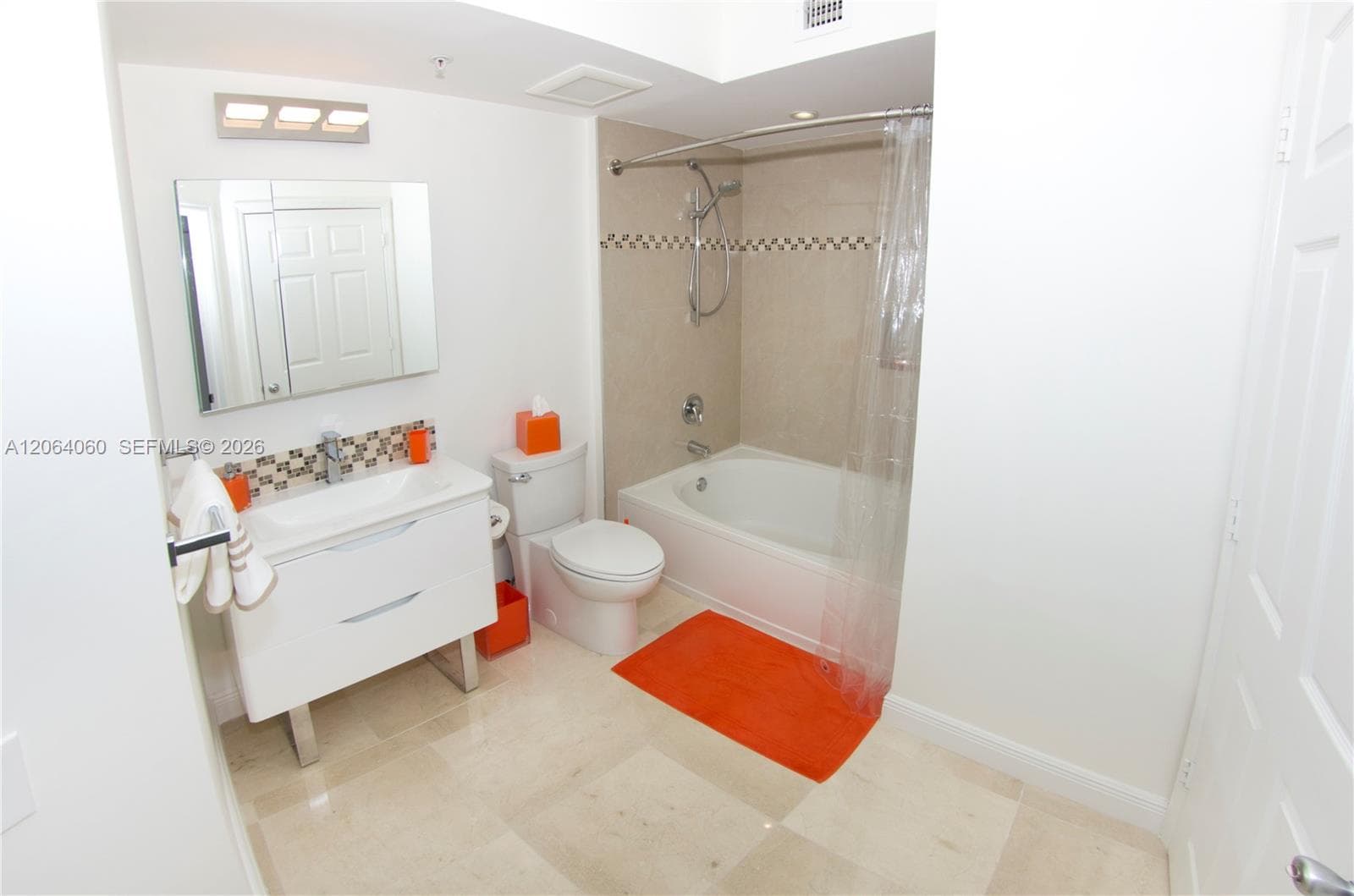 Porto Bellagio · #2408 in Sunny Isles Beach - Photo 27