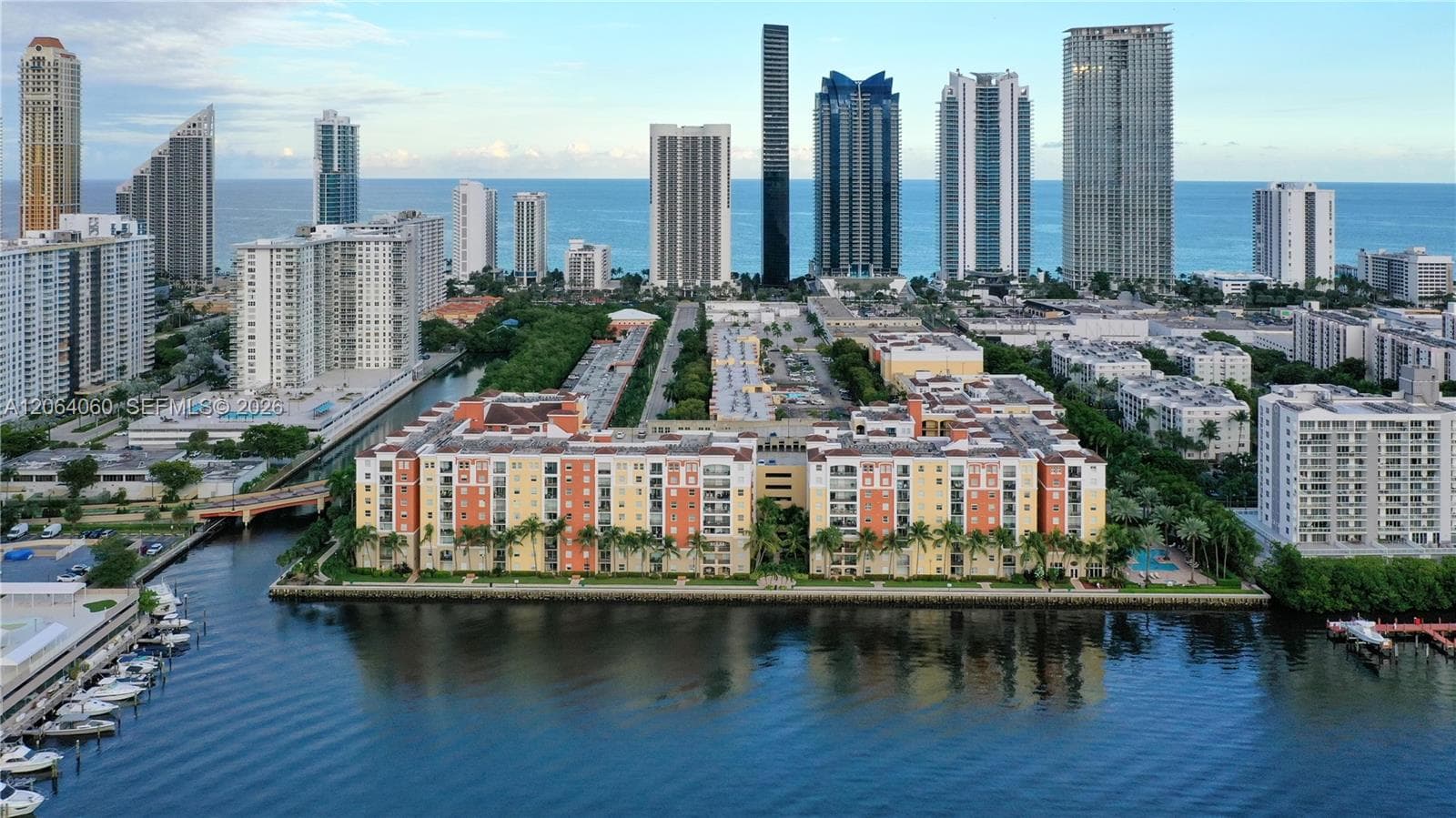 Porto Bellagio · #2408 in Sunny Isles Beach - Photo 42