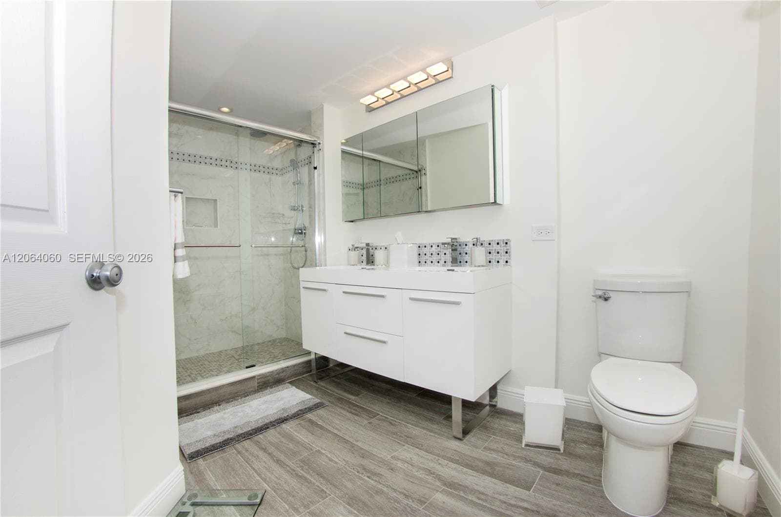 Porto Bellagio · #2408 in Sunny Isles Beach - Photo 13