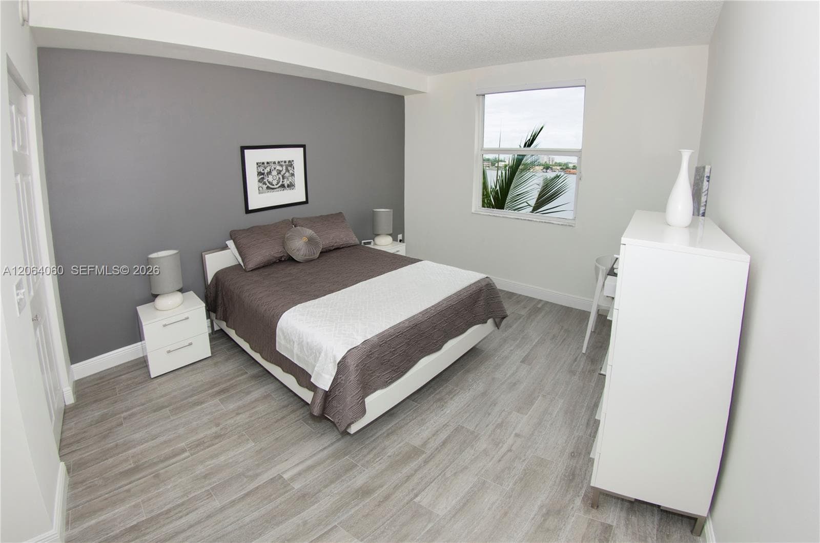 Porto Bellagio · #2408 in Sunny Isles Beach - Photo 16