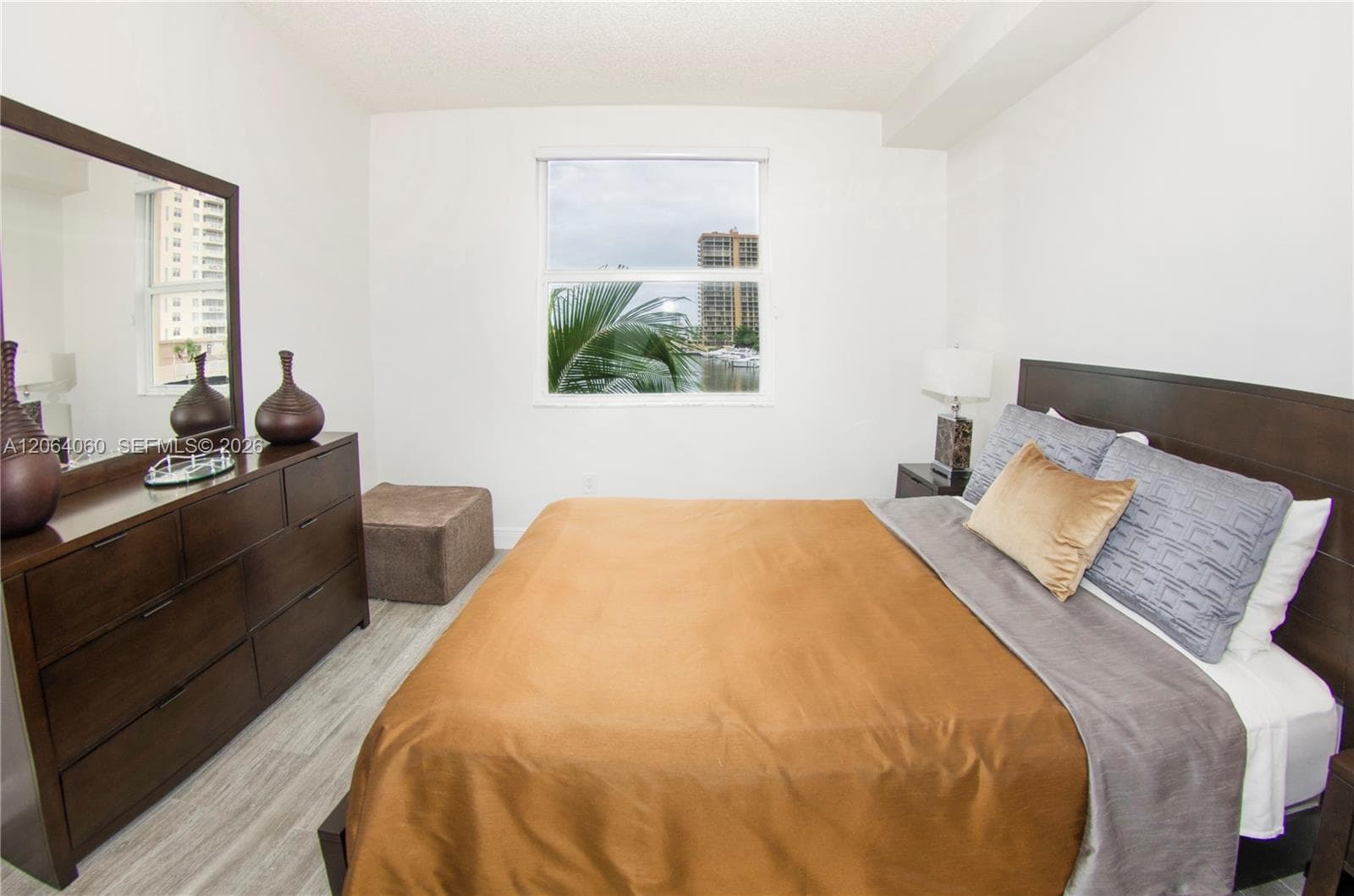 Porto Bellagio · #2408 in Sunny Isles Beach - Photo 22