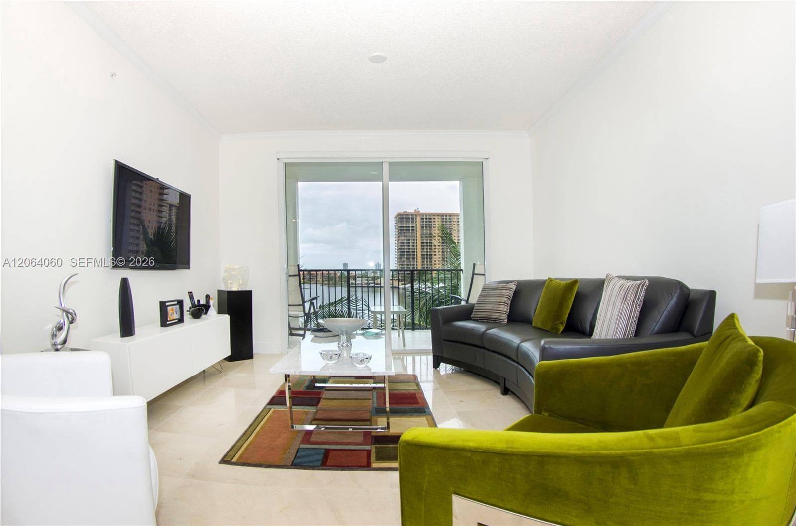 Porto Bellagio · #2408 in Sunny Isles Beach - Photo 3