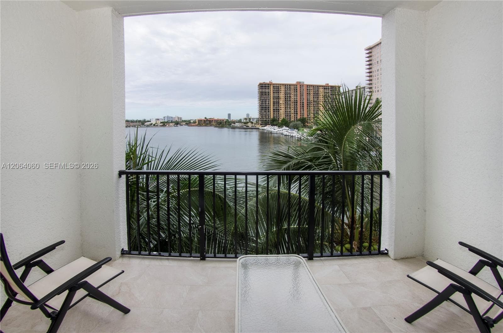 Porto Bellagio · #2408 in Sunny Isles Beach - Photo 28