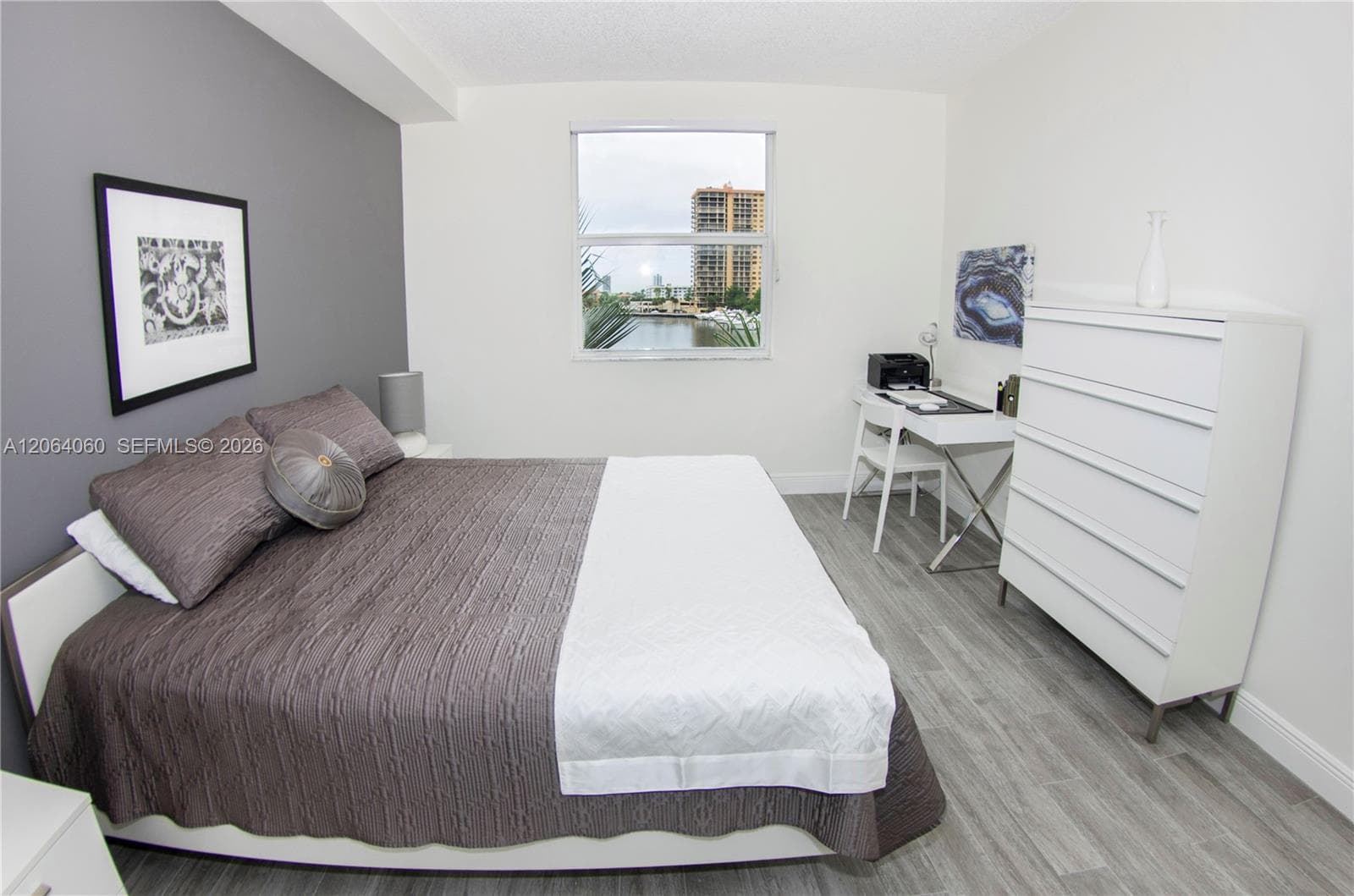 Porto Bellagio · #2408 in Sunny Isles Beach - Photo 18