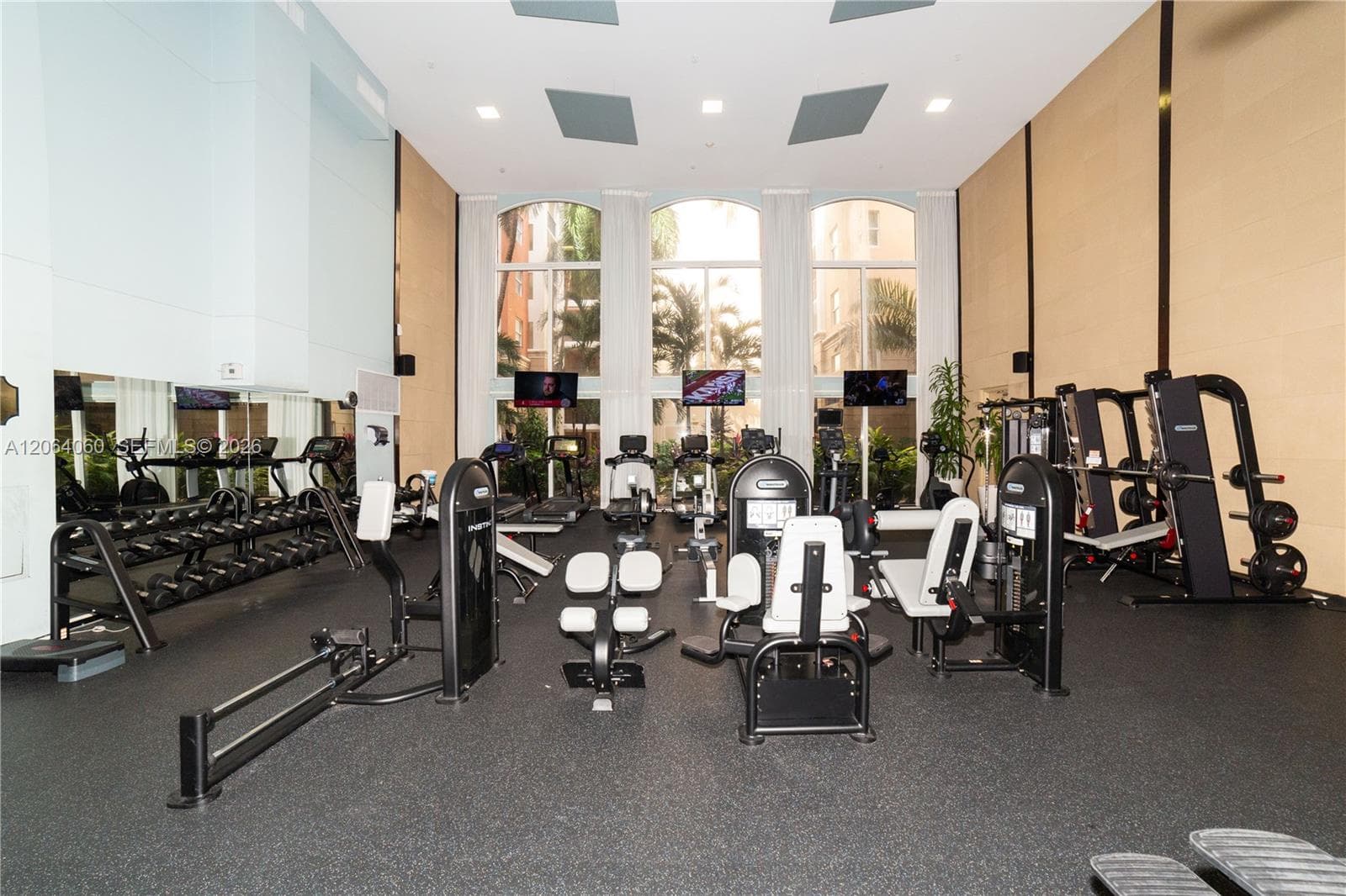 Porto Bellagio · #2408 in Sunny Isles Beach - Photo 39