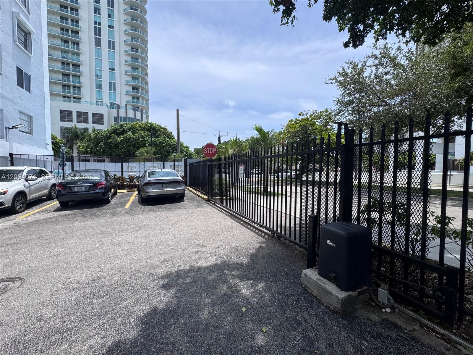 Coral Way Manor · #306 in Miami - Photo 16