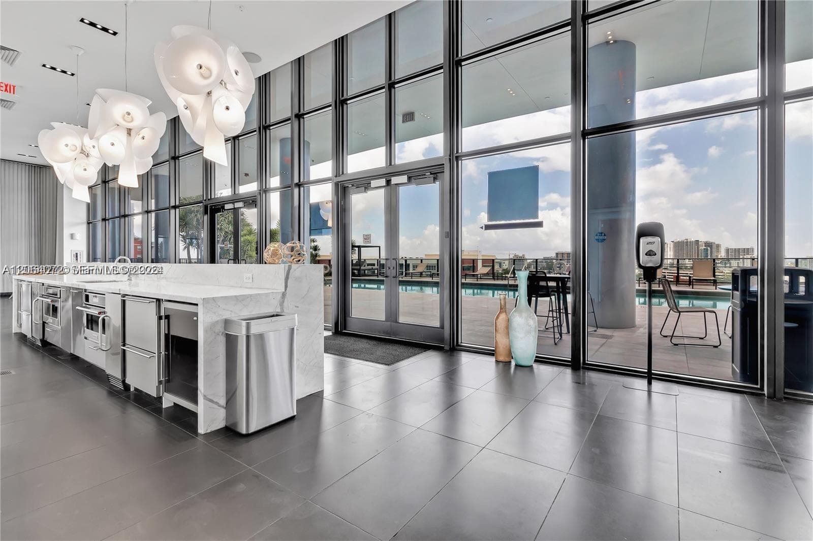 Canvas · #2903 in Miami - Photo 21