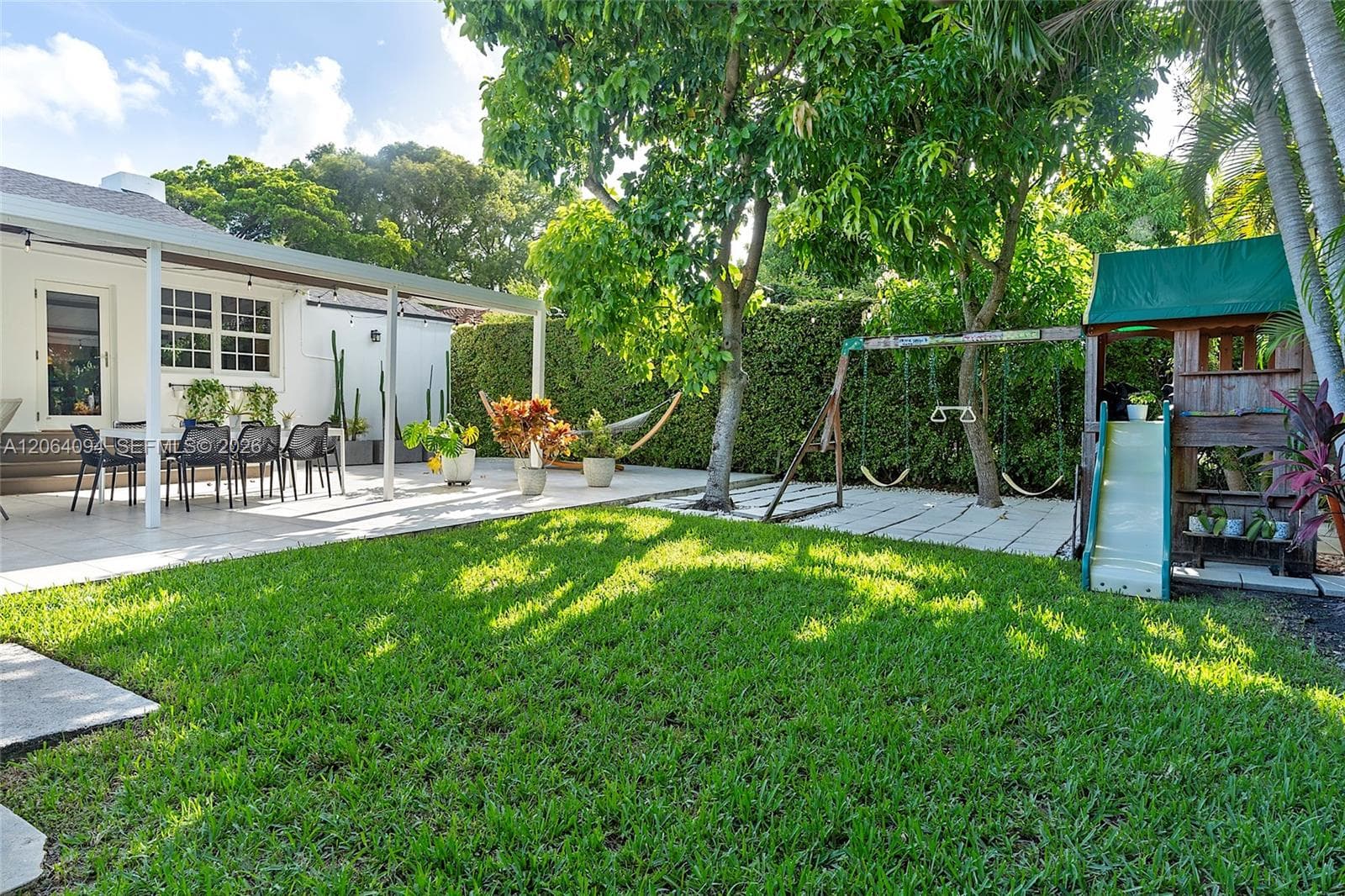 2451 SW 25th St photo 48