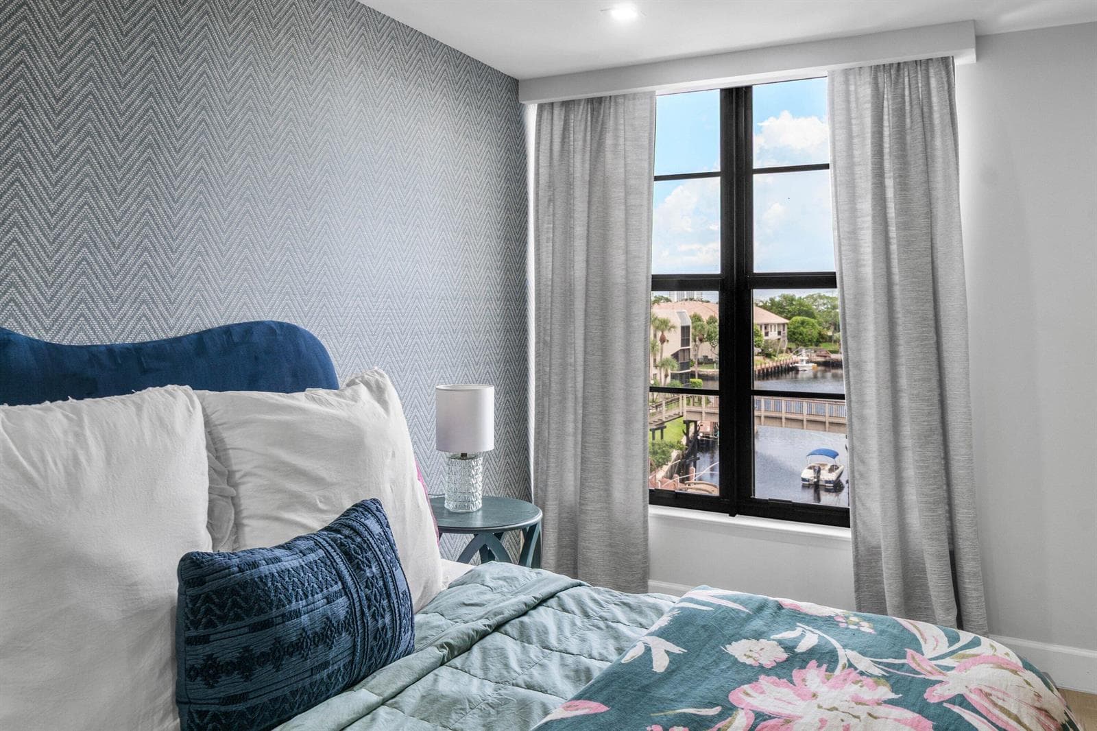 029-4RoyalPalmWay-402-BocaRaton-FL-33432