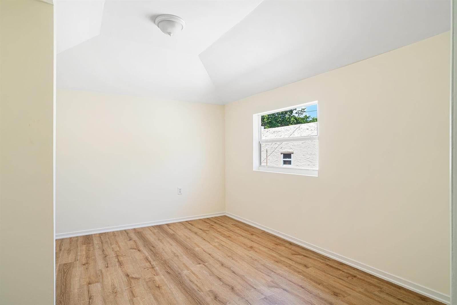 Guest Cottage Bedroom