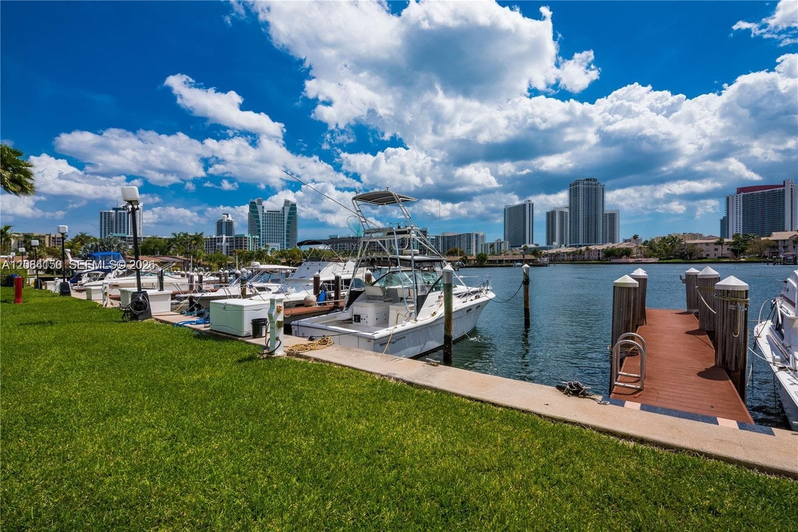 OLYMPUS CONDO PHASE · #1609 in Hallandale Beach - Photo 15