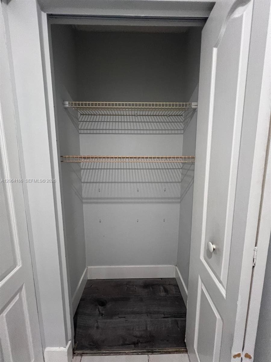 SOVEREIGNS CONDO · #3B in Miami - Photo 5