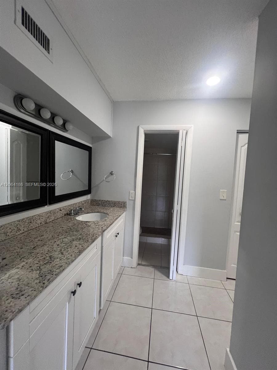 SOVEREIGNS CONDO · #3B in Miami - Photo 10