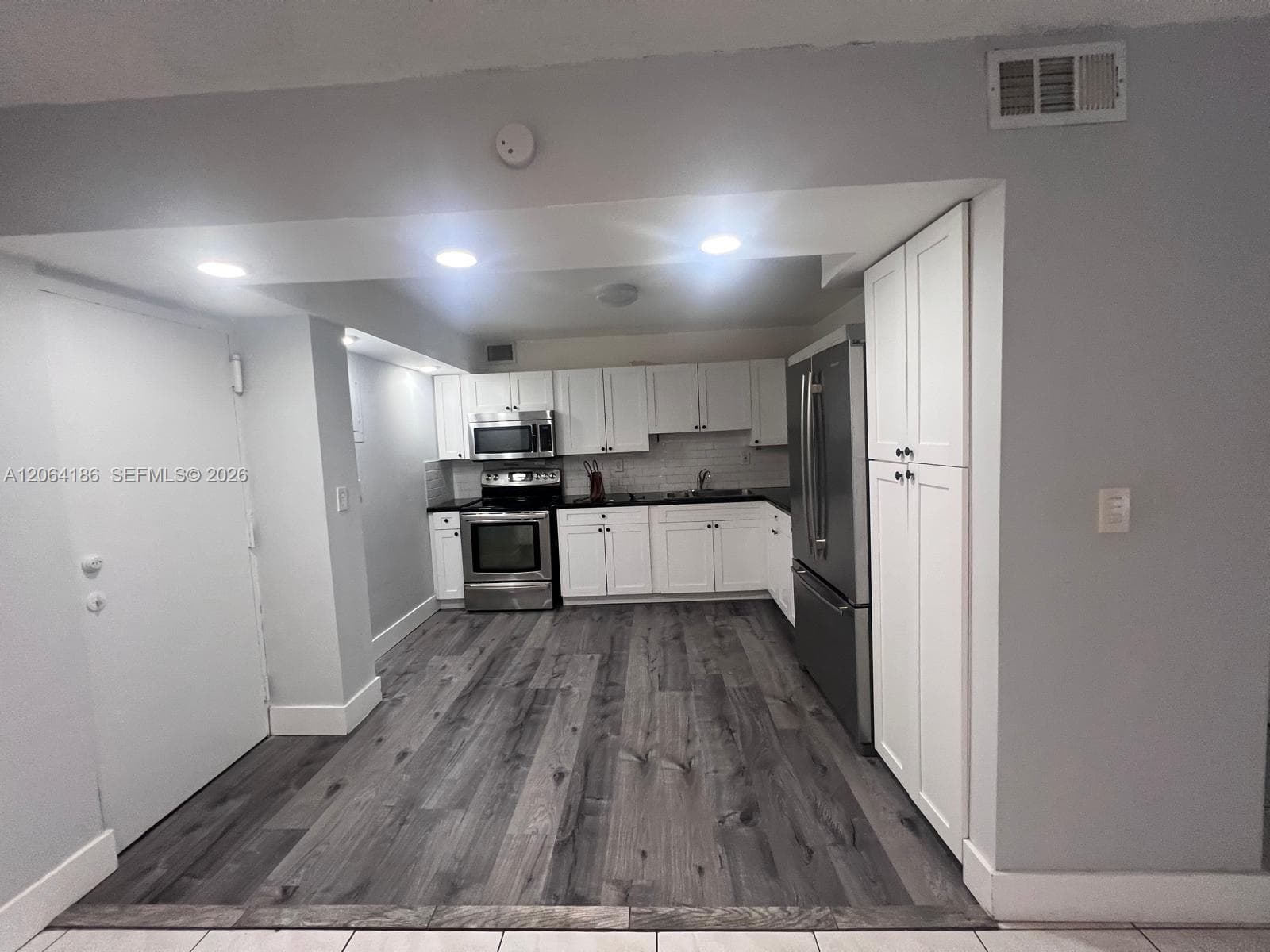 SOVEREIGNS CONDO · #3B in Miami - Photo 14