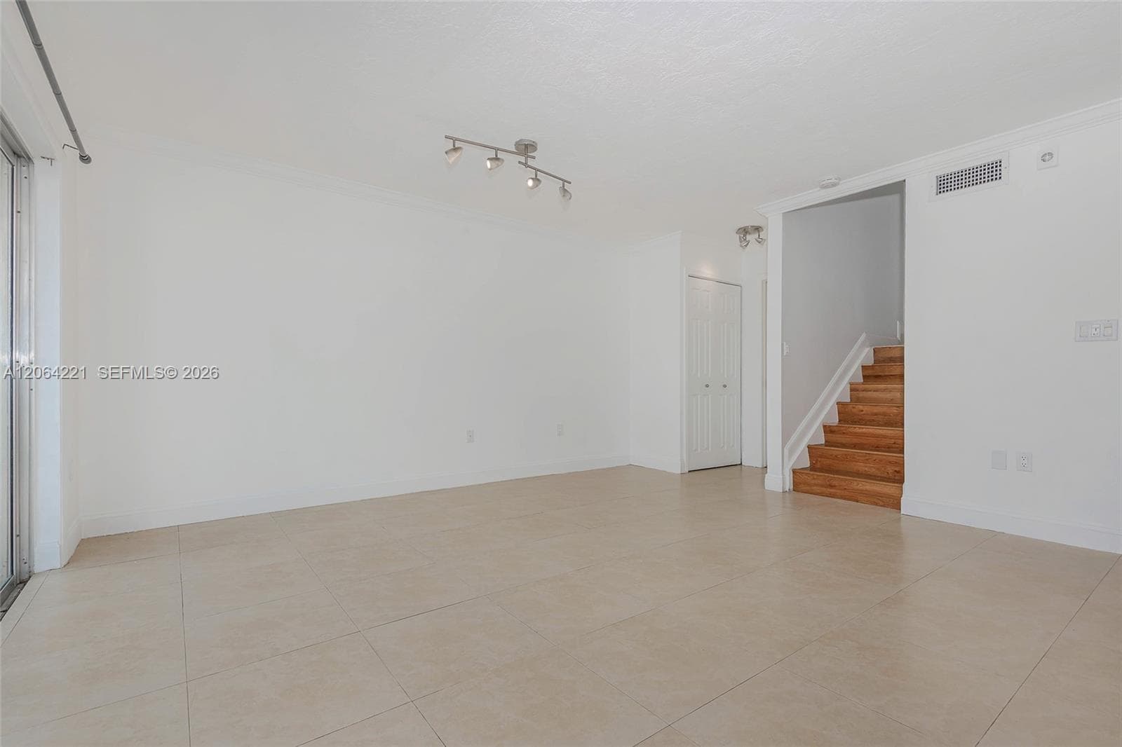 4520 SW 68th Ct Cir # 5 #25-5 photo 4