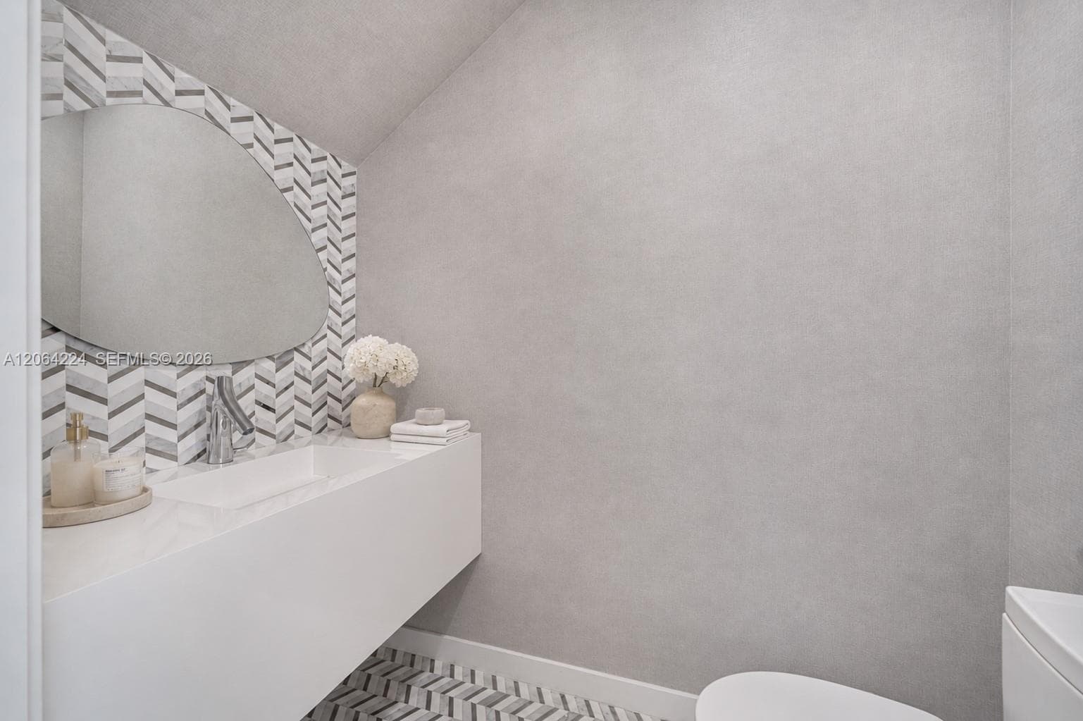 6203 Laguna Path N photo 14