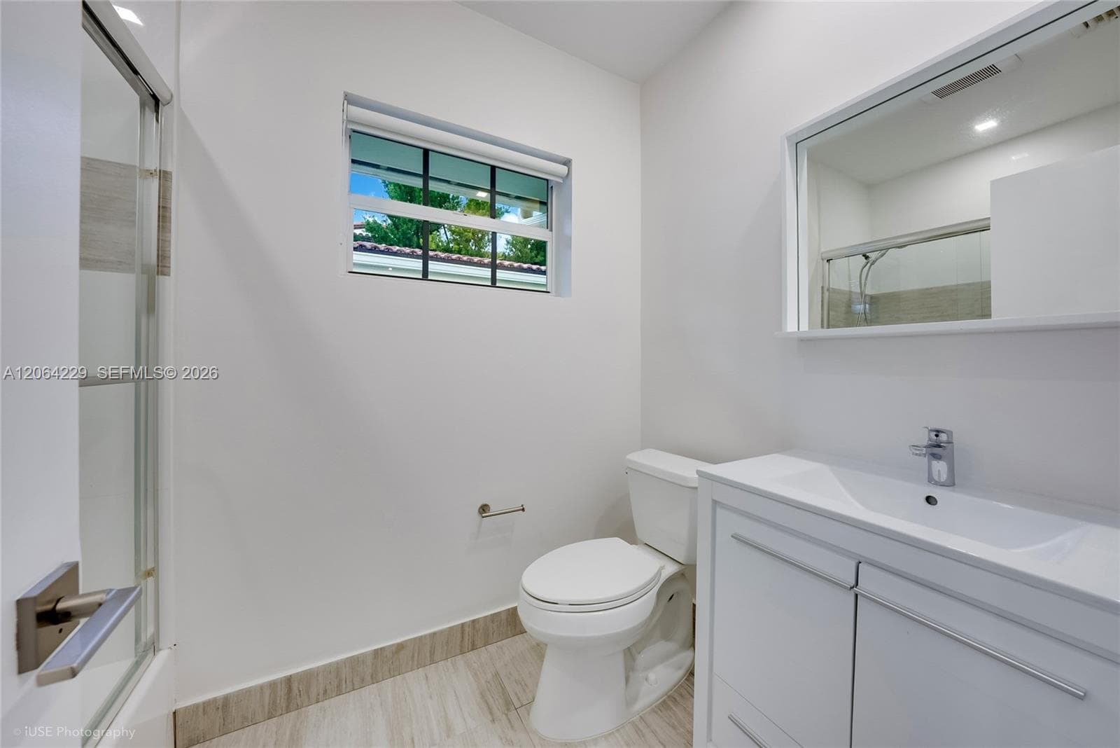 52 Camden Dr photo 32