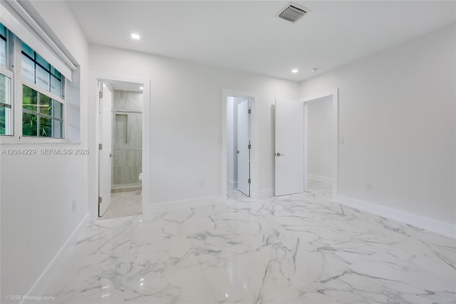 52 Camden Dr photo 34
