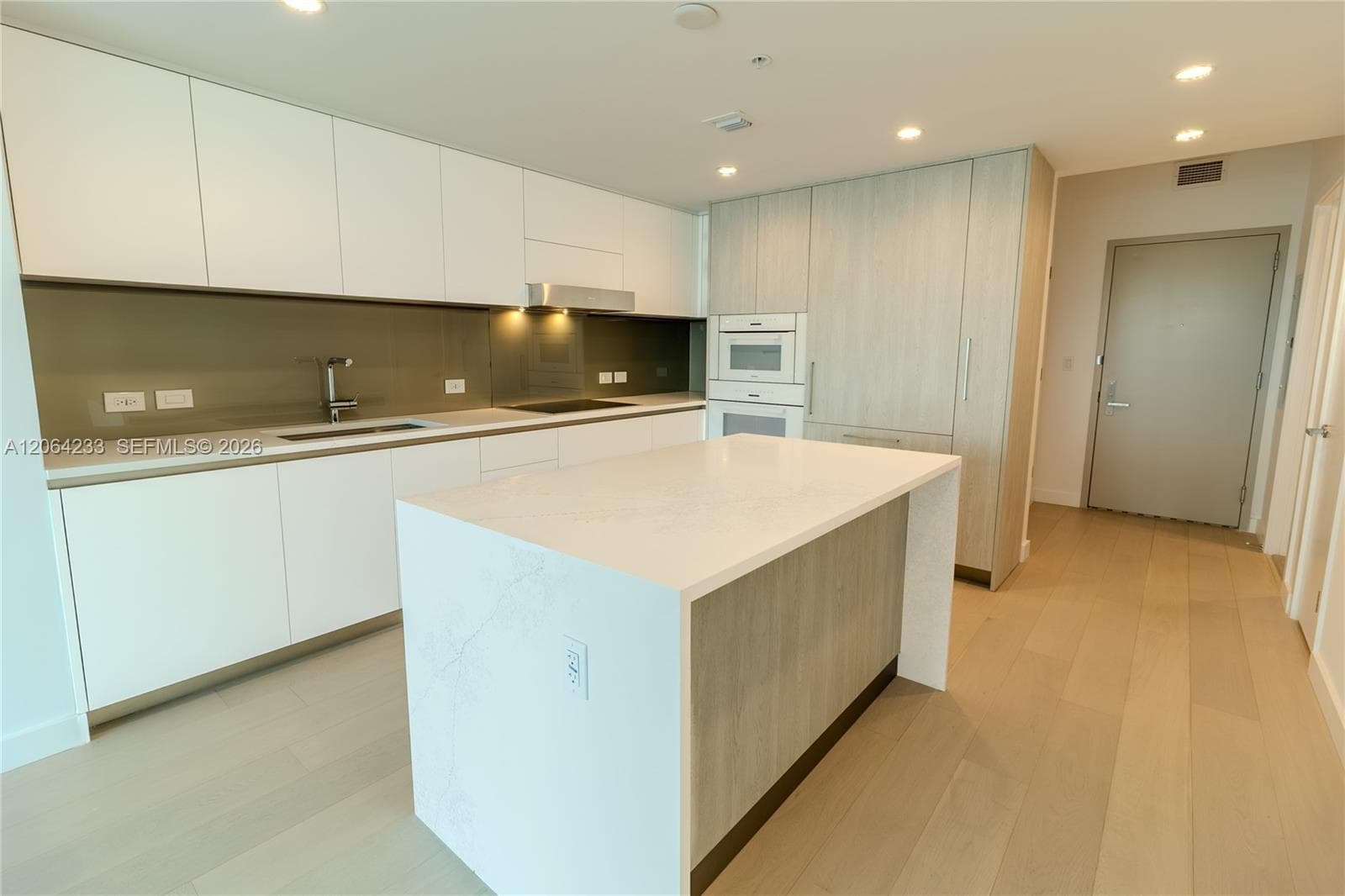 9221 E Bay Harbor Drive · #307 in Bay Harbor Islands - Photo 5