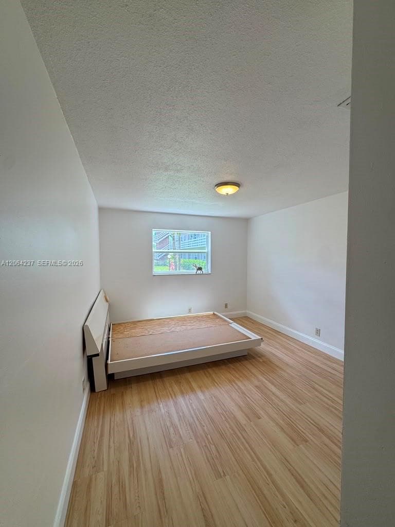 Golden Isles Condo · #115 in Hallandale Beach - Photo 4