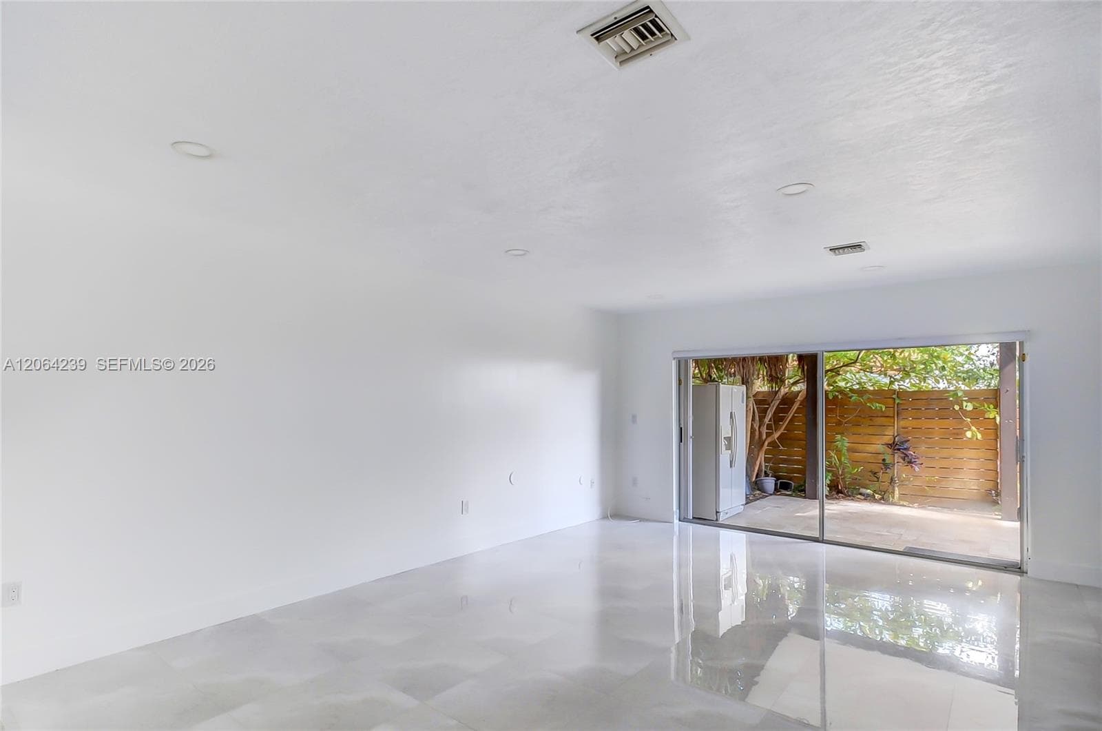 12909 SW 61st Ter photo 3