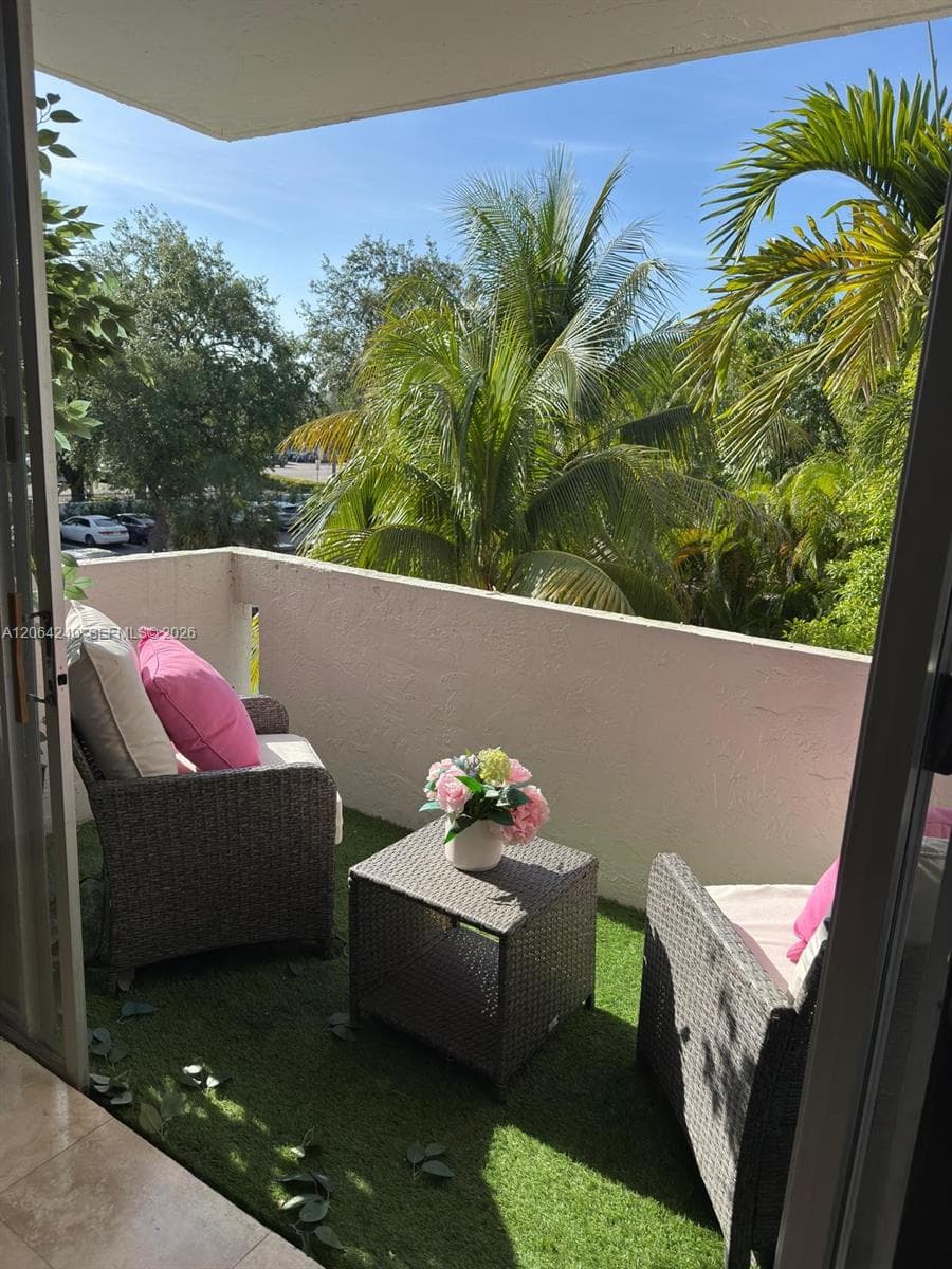CORAL WAY GARDENS CONDO · #320 in Miami - Photo 18
