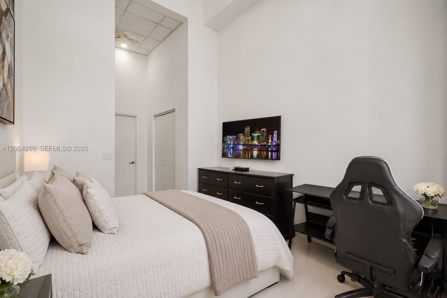 Icon Brickell I · #2813 in Miami - Photo 17