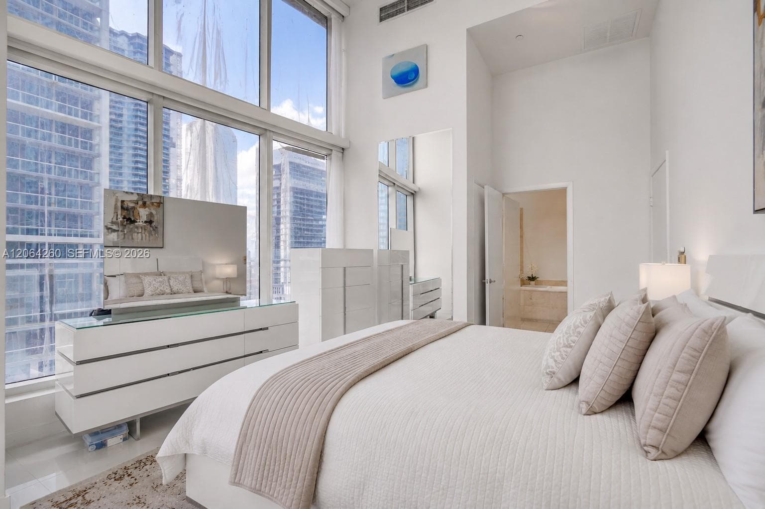 Icon Brickell I · #2813 in Miami - Photo 12