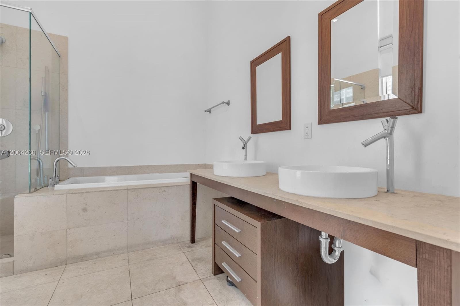Icon Brickell I · #2813 in Miami - Photo 14