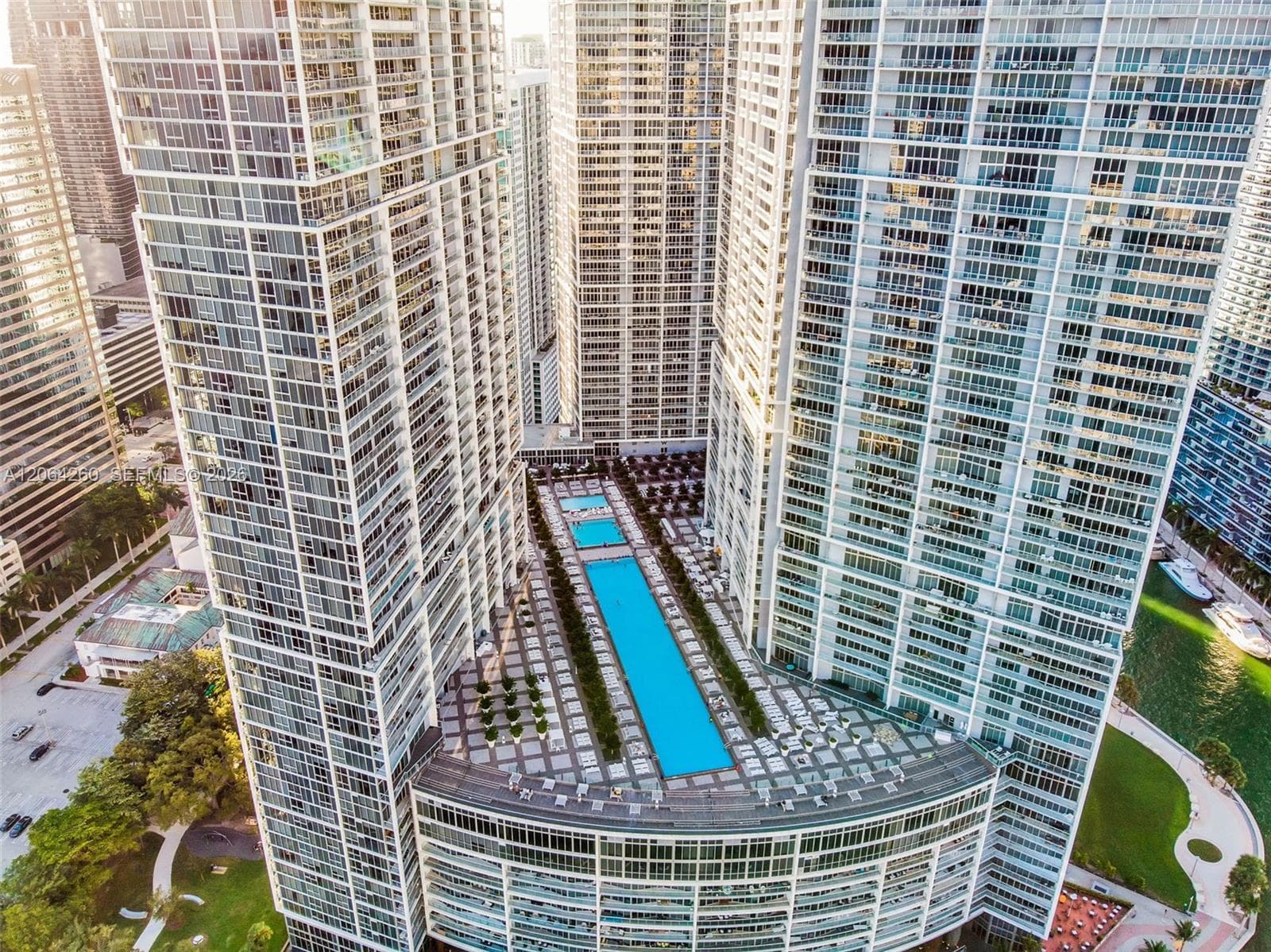 Icon Brickell I · #2813 in Miami - Photo 25