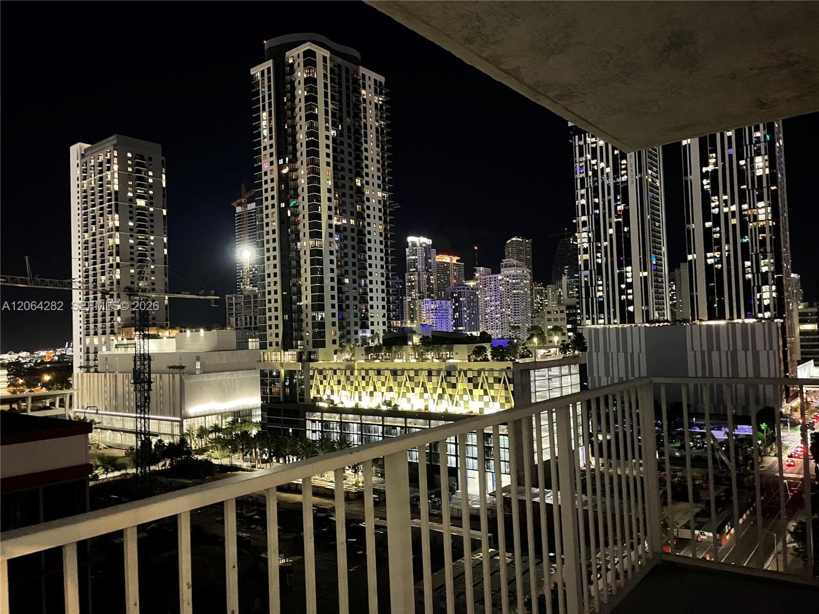 MADISON DOWNTOWN CONDO · #E-1605 in Miami - Photo 17