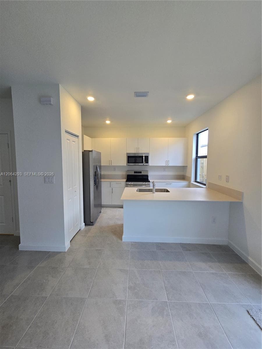 13316 SW 232nd Ter #13316 photo 4