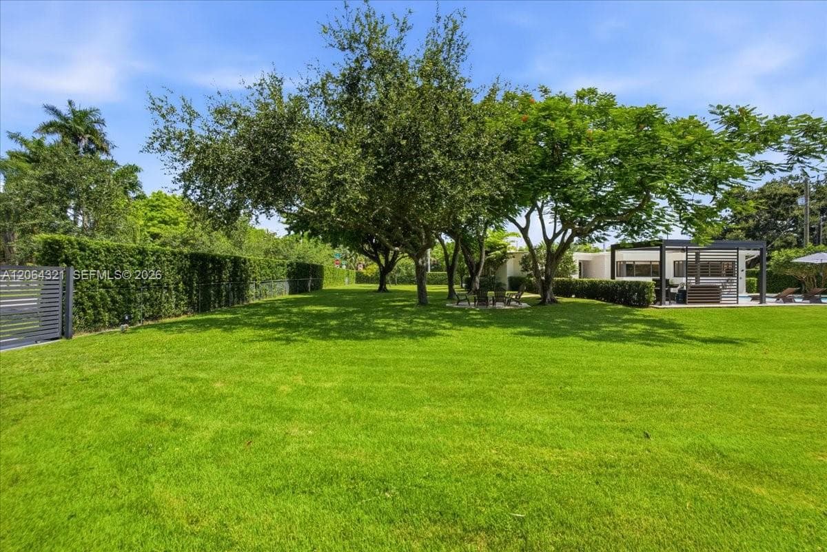 7240 Sunset Dr photo 42