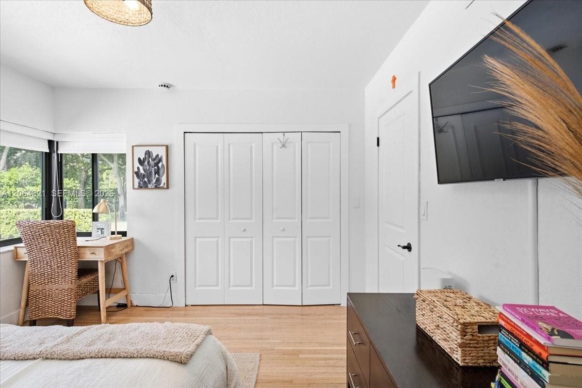 7240 Sunset Dr photo 22