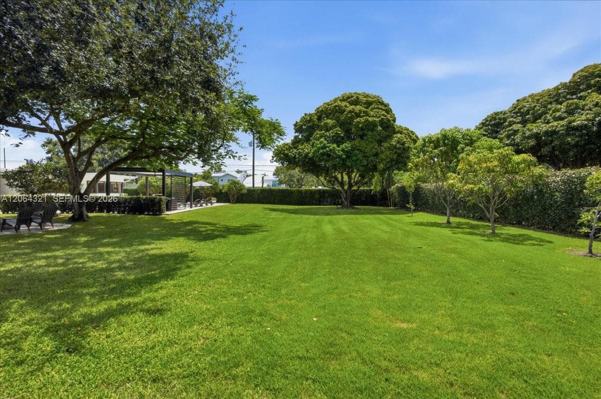 7240 Sunset Dr photo 37