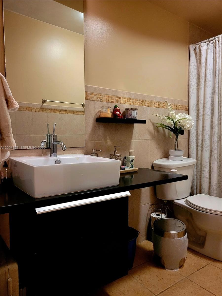 POINT EAST CONDOMINIUMS · #T301 in Aventura - Photo 10