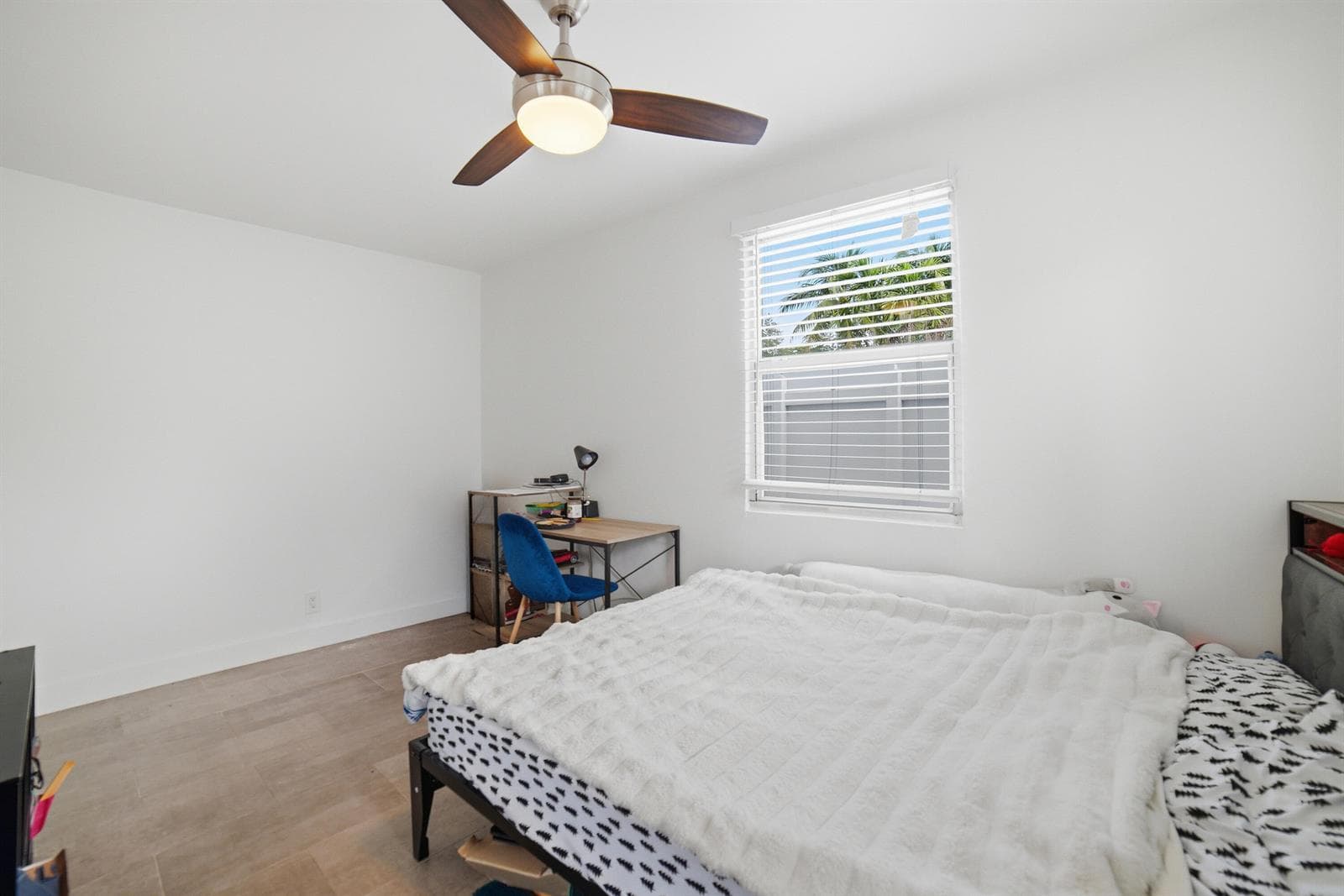 Unit1-Bedroom2-B (1)