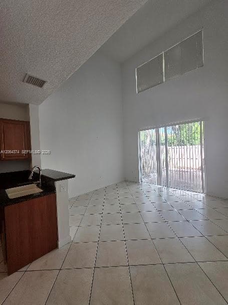 11525 NW 71st St photo 5