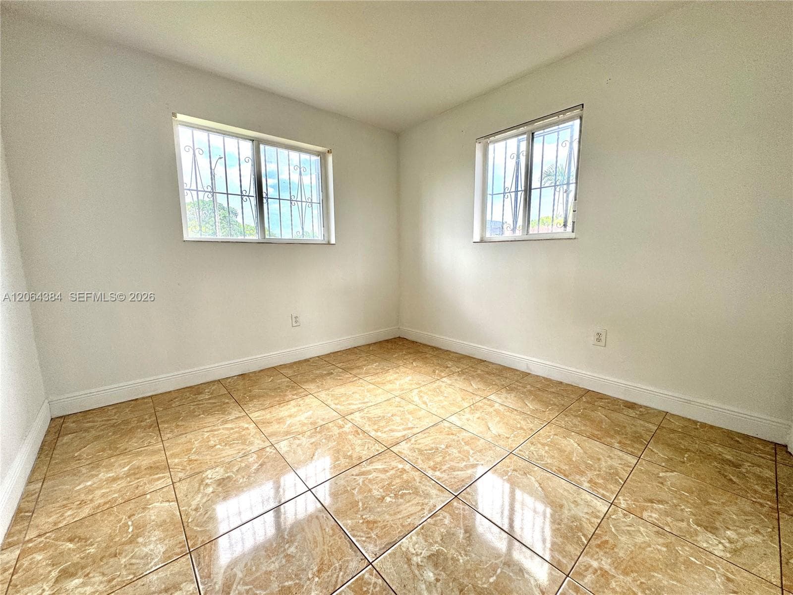 2950 NW 210th Ter photo 6