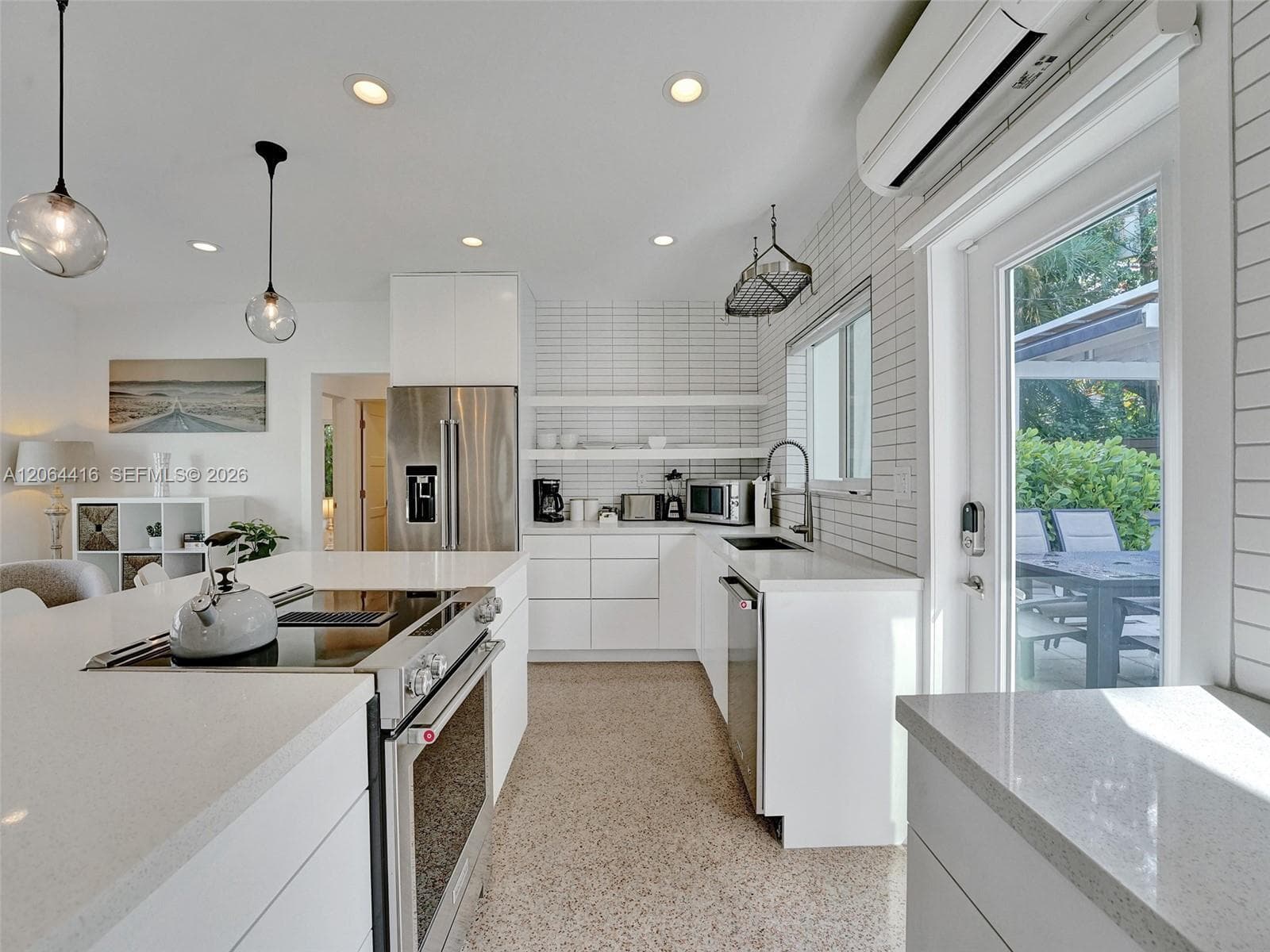 1440 SW 20th St photo 9