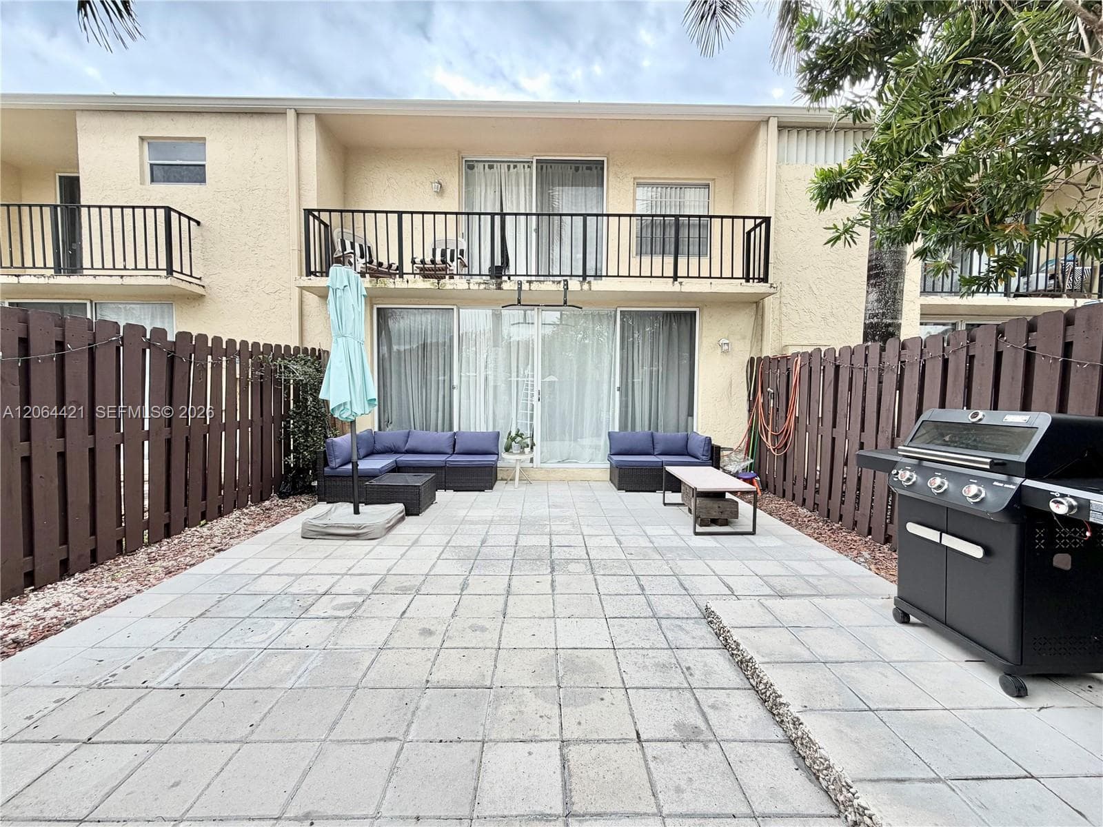 VENETIAN PARK · #14 in Hallandale Beach - Photo 79
