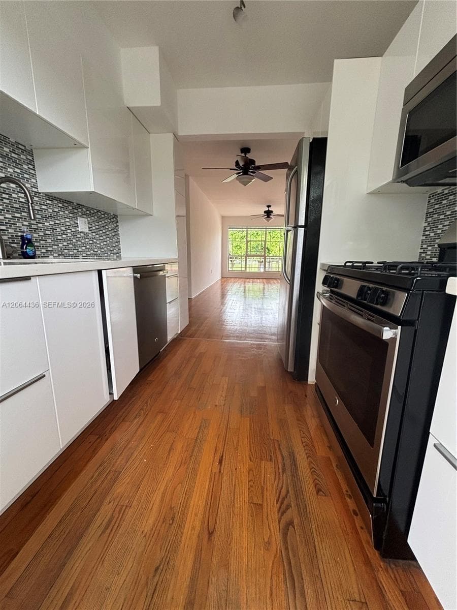 800 W 42 nd · #1B in Miami Beach - Photo 1