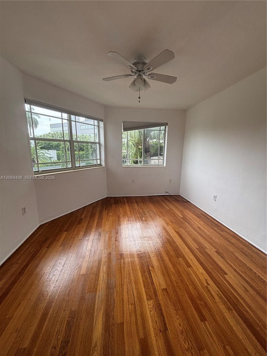 800 W 42 nd · #1B in Miami Beach - Photo 9