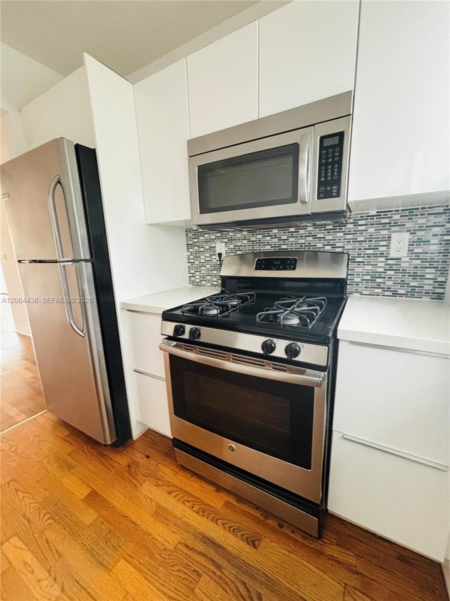 800 W 42 nd · #1B in Miami Beach - Photo 8