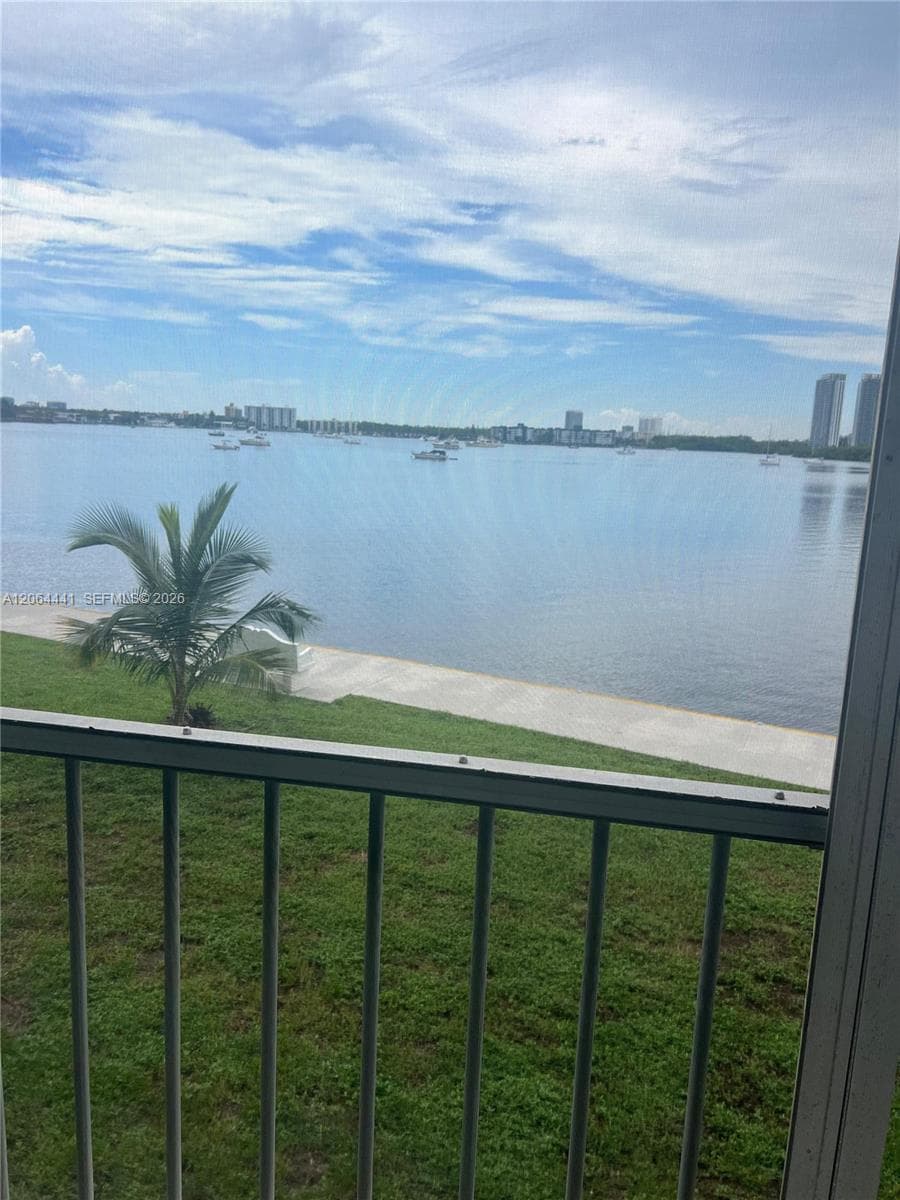 POINT EAST SEC III CONDO · #N211 in Aventura - Photo 8